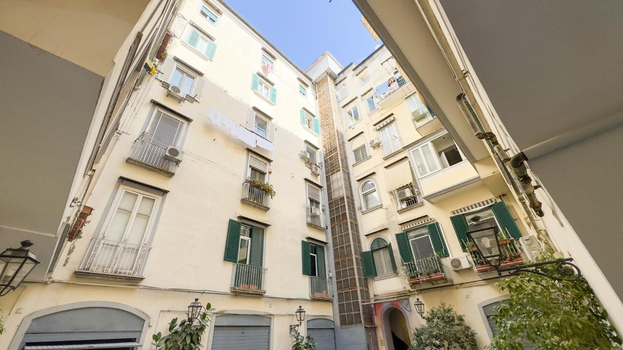 Don Vittorio A Chiaia Hotel Napoli Exterior foto