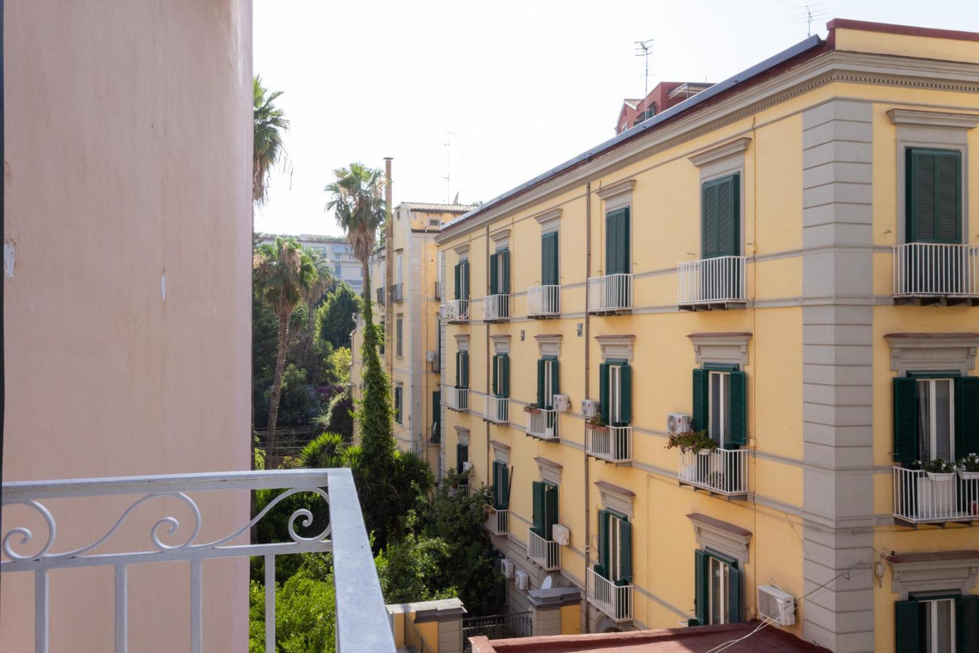 Don Vittorio A Chiaia Hotel Napoli Exterior foto