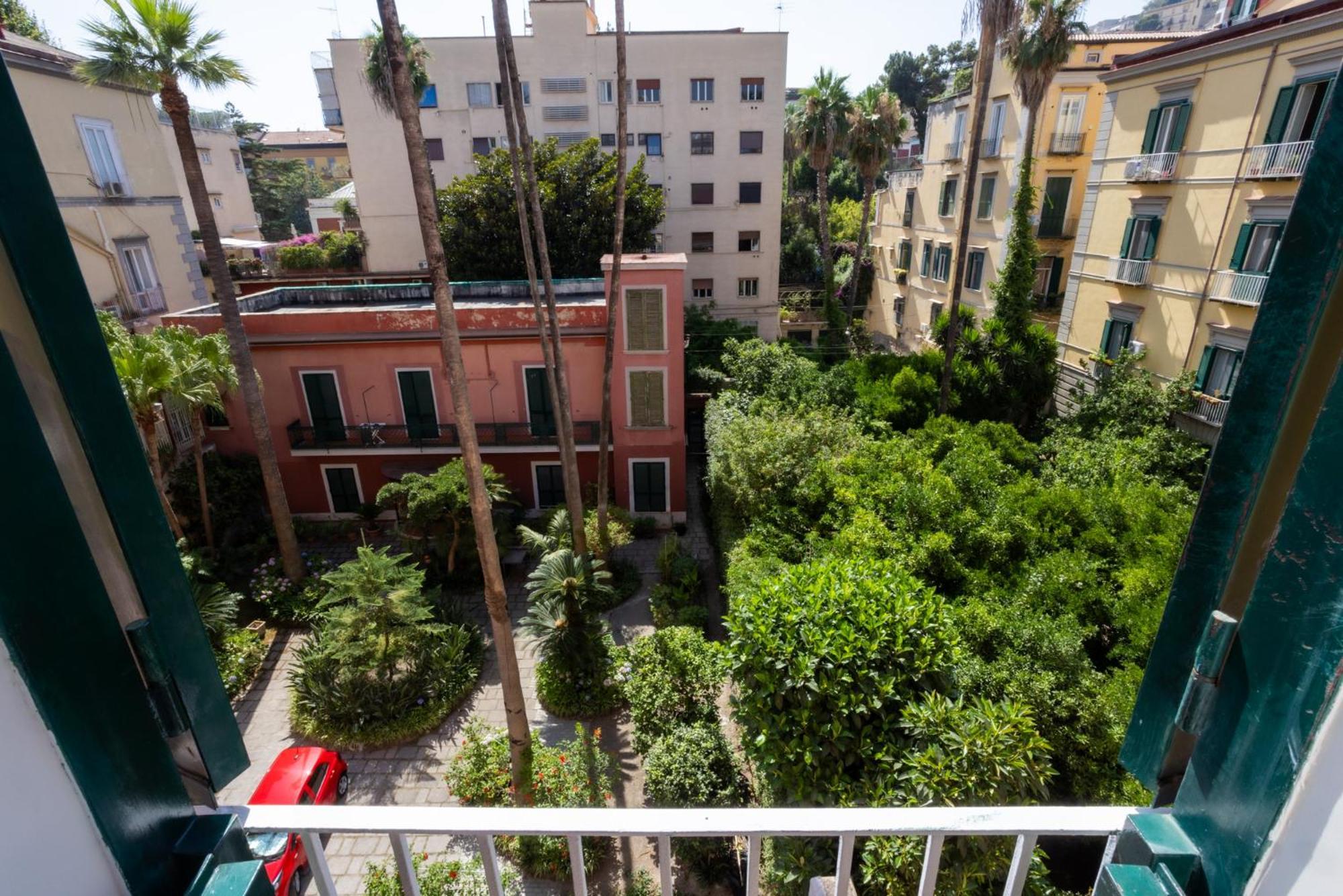 Don Vittorio A Chiaia Hotel Napoli Exterior foto
